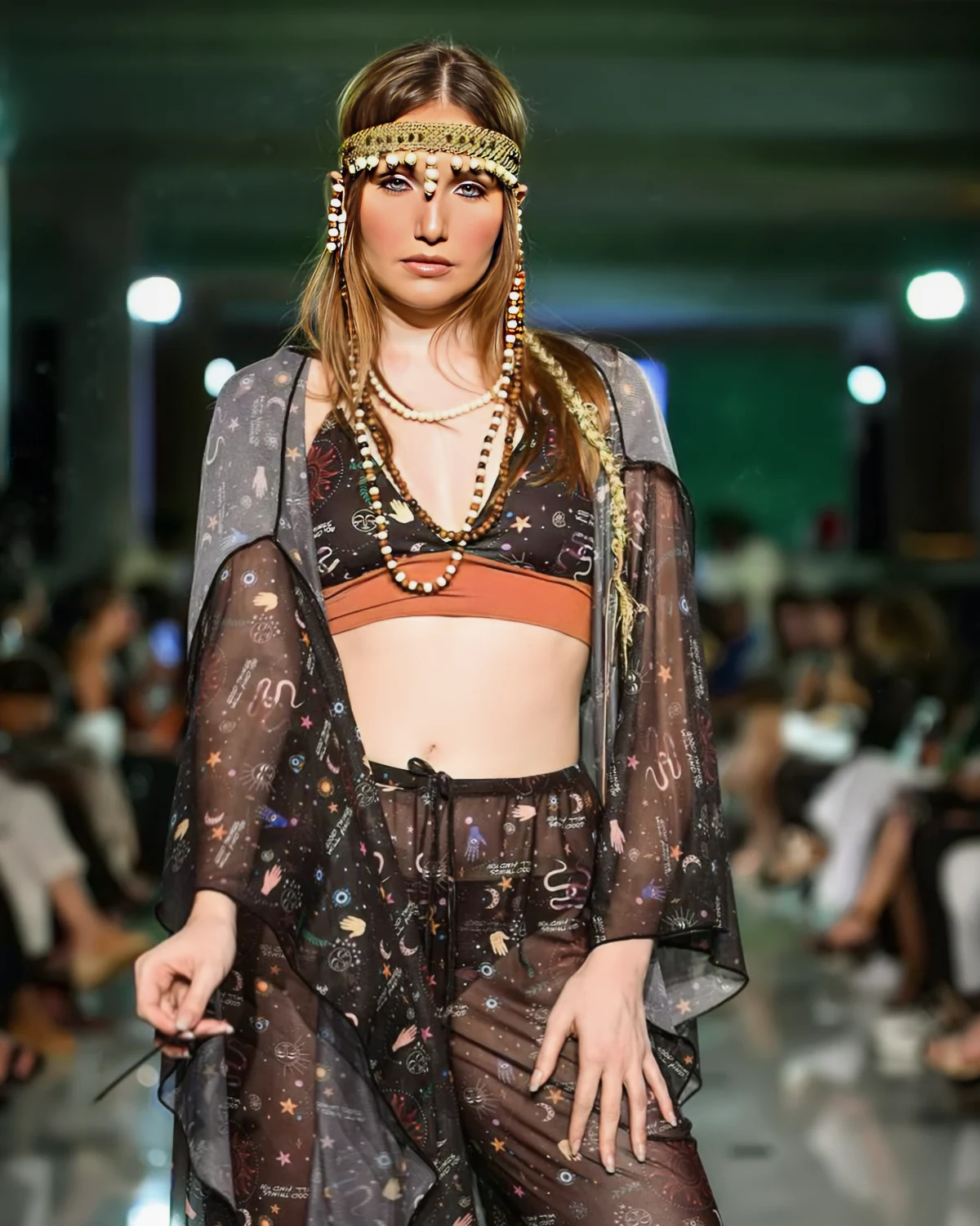 Ropa minimalista premium con diseño atemporal que expresa la esencia de Ananda. Prendas versátiles, elegantes y pensadas para perdurar.